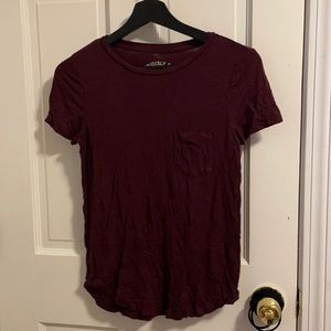 Burgundy t shirt